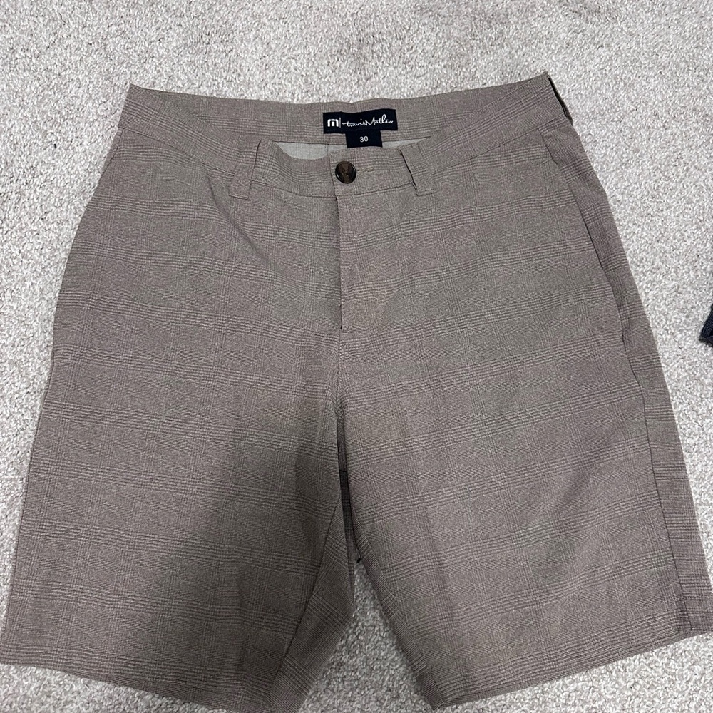 Travis Mathew khaki plaid golf grommet Men's Shorts